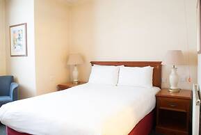 OYO Tong Park Hotel