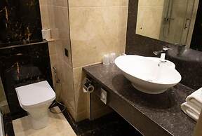 OYO Tong Park Hotel