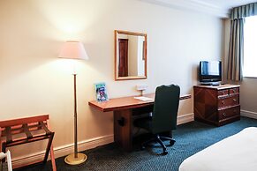 OYO Tong Park Hotel