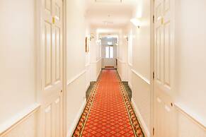OYO Tong Park Hotel