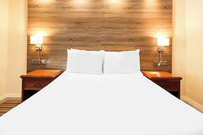 OYO Tong Park Hotel