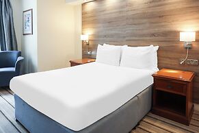 OYO Tong Park Hotel