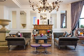 The Exhibitionist Hotel