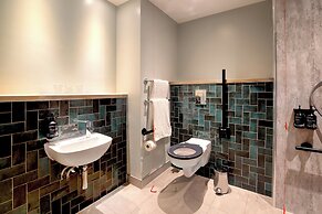 Royal National Hotel