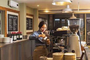 Royal National Hotel