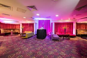 DoubleTree by Hilton London Heathrow Airport