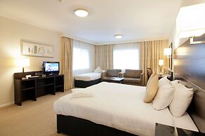 DoubleTree by Hilton London Heathrow Airport