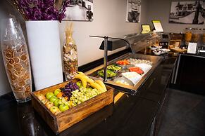 DoubleTree by Hilton London Heathrow Airport