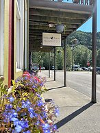 Holland America Skagway Inn