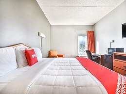 OYO Townhouse Inn Jacksonville near Little Rock Air Force Base