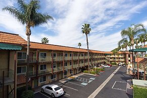 Super 8 by Wyndham Anaheim/Disneyland Drive