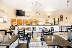 SureStay Plus Hotel by Best Western San Jose Central City