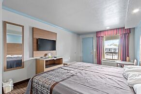 Regency Inn Near Boardwalk & Hurlburt Field