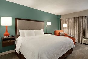 Hampton Inn New Orleans-St. Charles Ave./Garden District