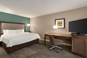 Hampton Inn New Orleans-St. Charles Ave./Garden District