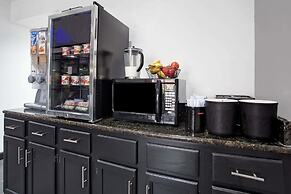 Ramada by Wyndham Pearl/Jackson Airport