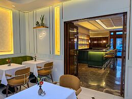 The Iroquois New York