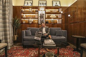 The Iroquois New York