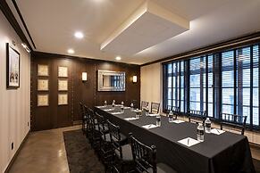 The Iroquois New York