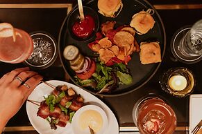 The Iroquois New York