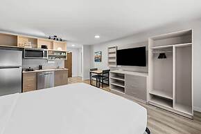 MainStay Suites Columbus North – Worthington