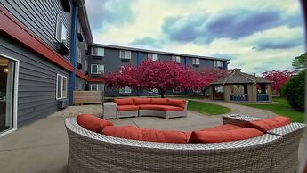 Best Western Plus Hudson I-94