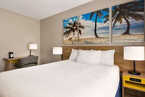 Days Inn by Wyndham Miami Airport North