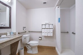 Hampton Inn & Suites Williamsburg-Richmond Rd.