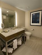 DoubleTree by Hilton Hotel Niagara Falls New York