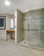 DoubleTree by Hilton Hotel Niagara Falls New York