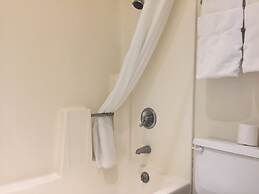 Travelodge by Wyndham Clearlake