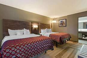 Days Inn & Suites by Wyndham Bowling Green