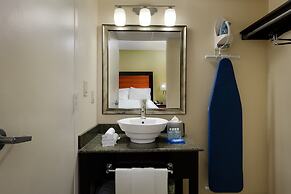 Holiday Inn Express and Suites Atlanta Downtown by IHG