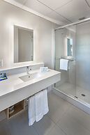 Holiday Inn Express and Suites Atlanta Downtown by IHG