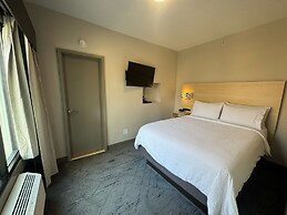 Holiday Inn Express and Suites Atlanta Downtown by IHG