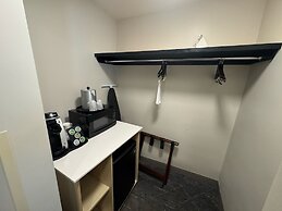 Holiday Inn Express and Suites Atlanta Downtown by IHG