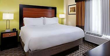 Holiday Inn Express and Suites Atlanta Downtown by IHG