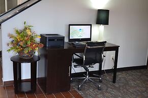 Wingate by Wyndham Bel Air I-95 Exit 77A / APG Area