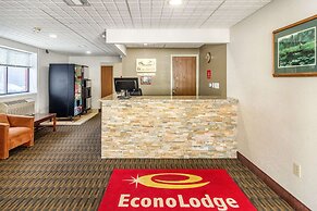 Econo Lodge Cadillac