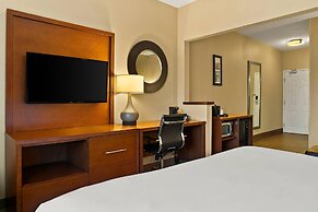 Comfort Suites Saginaw North