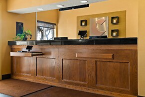 Comfort Suites Saginaw North