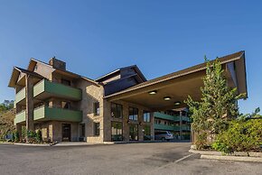 Days Inn By Wyndham Pigeon Forge South