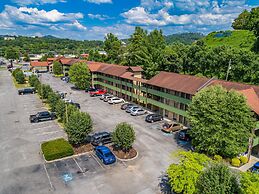 Days Inn By Wyndham Pigeon Forge South
