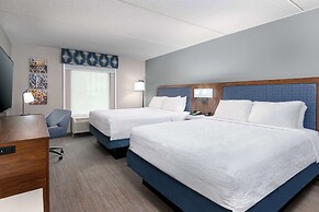 Hampton Inn & Suites Charlottesville-At the University