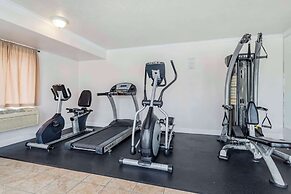 Best Western Salinas Monterey Hotel