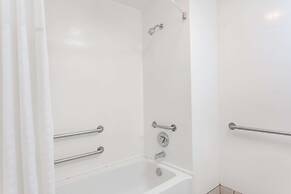 Super 8 by Wyndham Foley