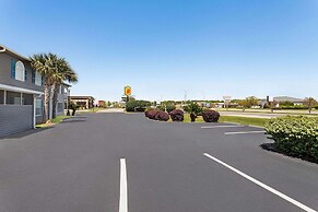 Super 8 by Wyndham Foley