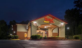 Red Roof Inn PLUS+ & Suites Opelika