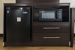 Red Roof Inn PLUS+ & Suites Opelika