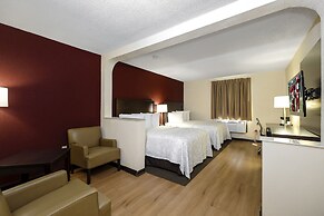 Red Roof Inn PLUS+ & Suites Opelika